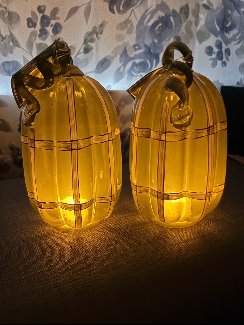 NWT Southern Living Dillards Green Mouth Blown Glass Pumpkin Artisan Decor 8.5" - Picture 3 of 10